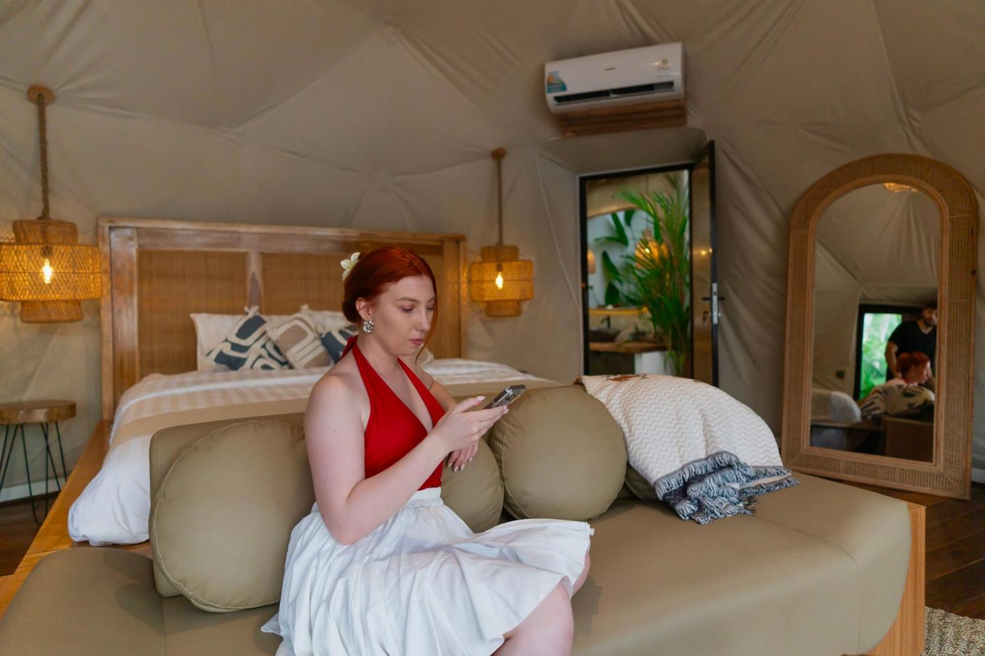 Beachfront Luxury Dome Villas - Gamat Bay Resort Nusa Penida Bagian luar foto